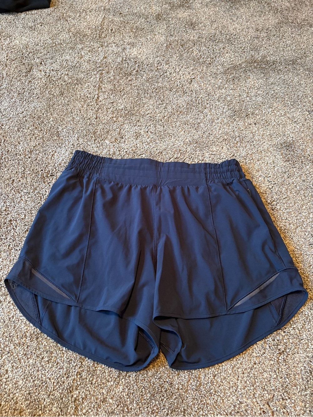 lululemon Hotty Hot 4inch Lined Short